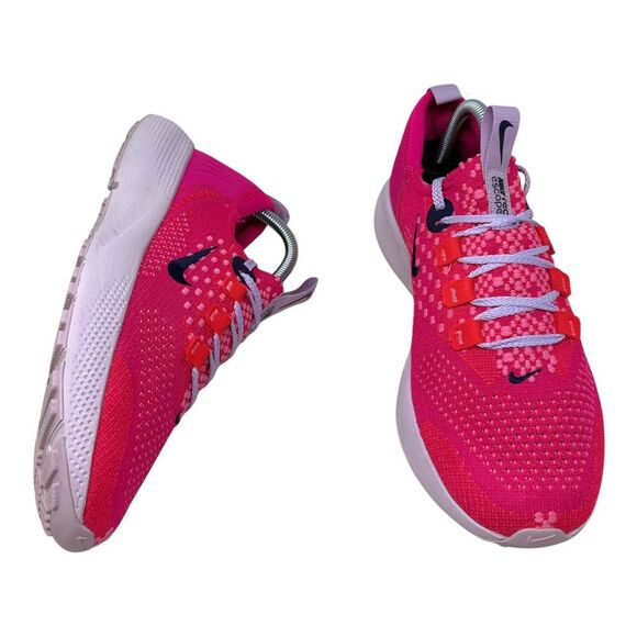Nike Women's Size 9.5  React Escape Run Flyknit Athletic Shoes Pink  DC4269-600 - Picture 11 of 11